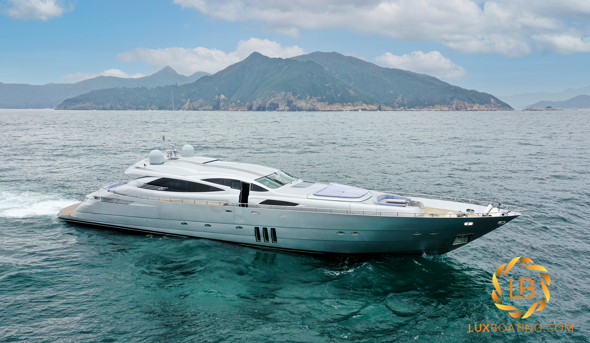 2007 PERSHING 115