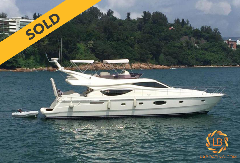 2007 FERRETTI 550