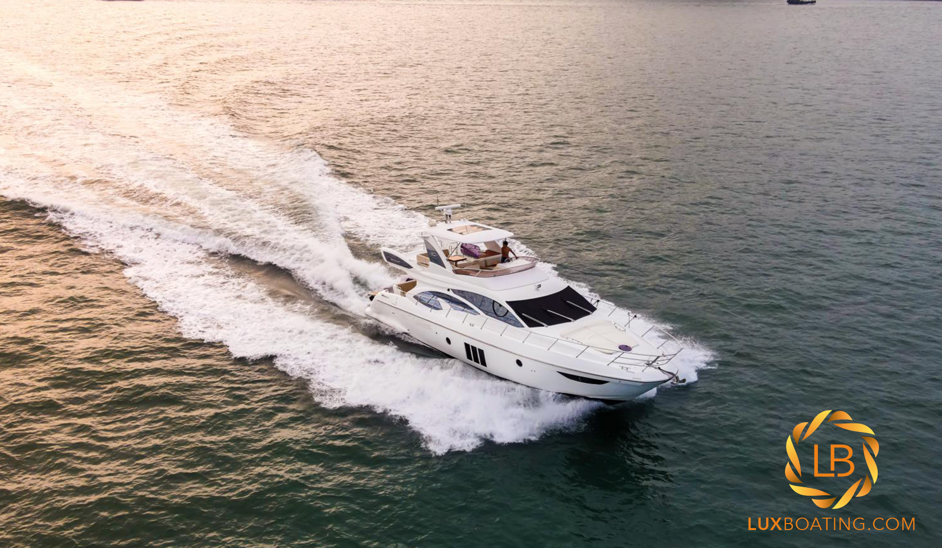 2012 AZIMUT 60