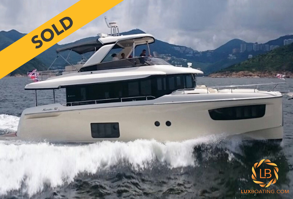 2016 ABSOLUTE NAVETTA 52