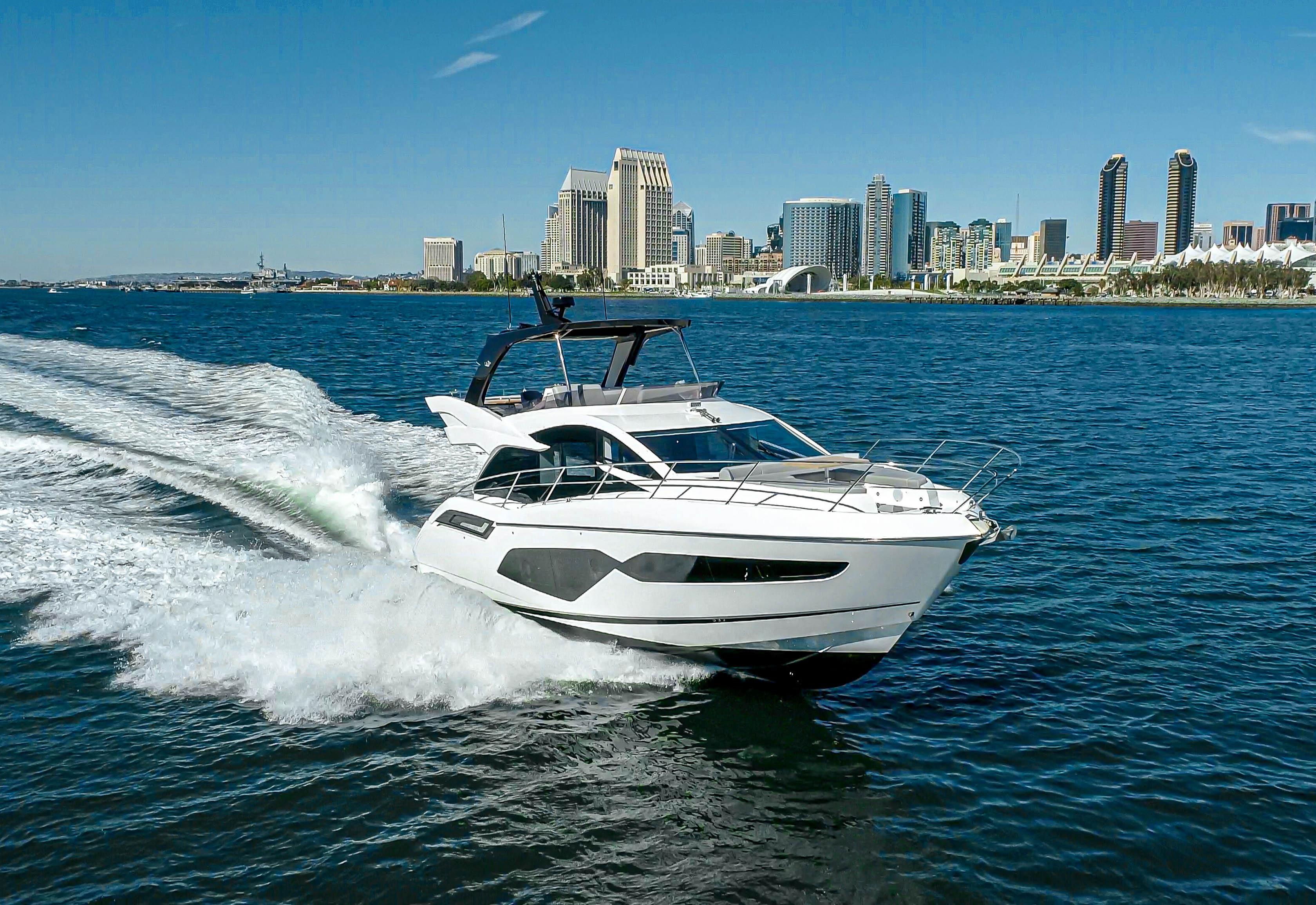 2022 SUNSEEKER MANHATTAN 55