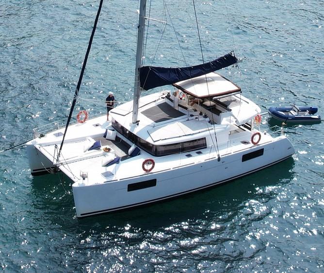 2013 LAGOON 450 